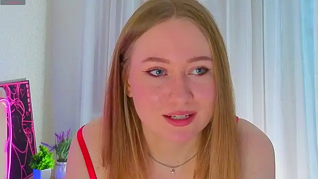 Snapshot of LillianGonzalez chatting on 04.04.26 LillianGonzalez online show from 04.04.26