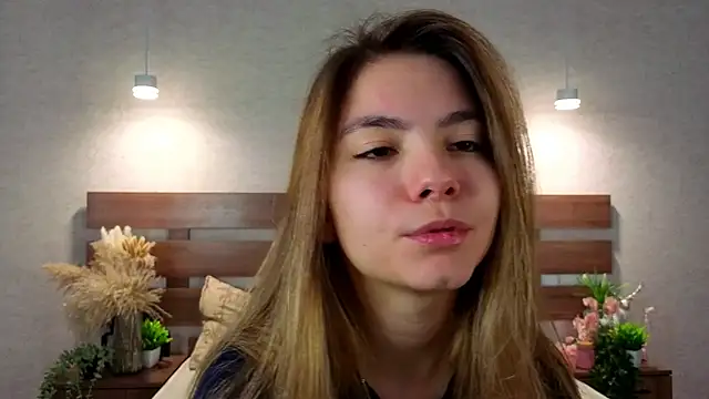 Snapshot of MargieDavidson chatting on 02.09.26 MargieDavidson online show from 02.09.26