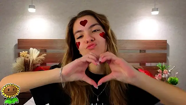 Snapshot of MargieDavidson chatting on 02.15.26 MargieDavidson online show from 02.15.26