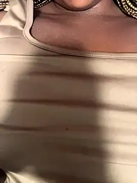 Snapshot of Naughty_JessieX chatting on 11.28.25 Naughty JessieX online show from 11.28.25