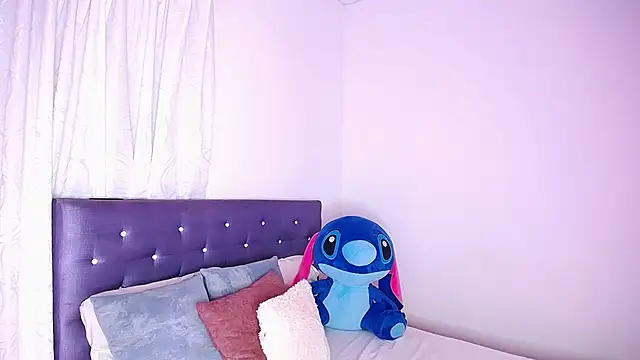 BryanaSmiths online show from 11.17.25