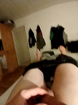 Snapshot of BadBoy919 chatting on 12.03.25 BadBoy919 online show from 12.03.25