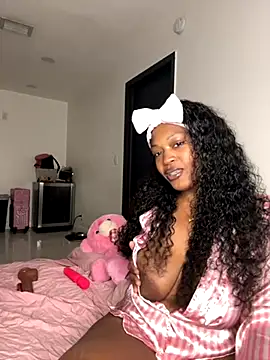 PrincessDreamm online show from 11.25.25