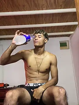 Snapshot of meliodas_23cm chatting on 12.20.25 meliodas 23cm online show from 12.20.25