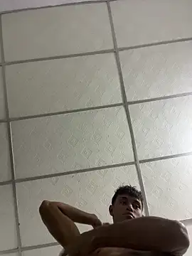 Snapshot of meliodas_23cm chatting on 03.06.26 meliodas 23cm online show from 03.06.26