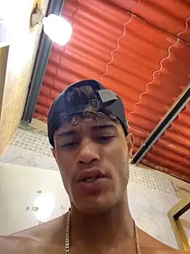 Snapshot of meliodas_23cm chatting on 03.08.26 meliodas 23cm online show from 03.08.26