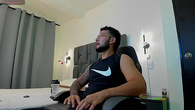 noah corvelle online show from 11.18.25