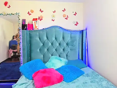 Snapshot of Aurora_sky9 chatting on 11.28.25 Aurora sky9 online show from 11.28.25