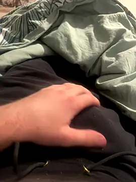 Snapshot of jeanblin8 chatting on 11.05.25 jeanblin8 online show from 11.05.25