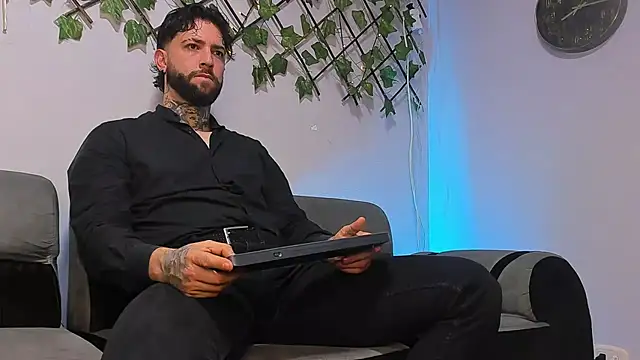 Supreme Alpha online show from 01.12.26