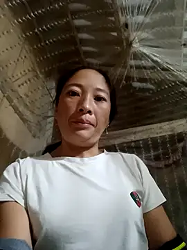 oanh-oanhbay online show from 11.21.25