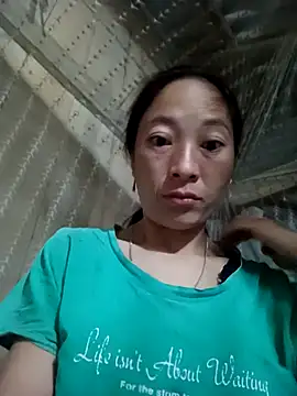 oanh-oanhbay online show from 11.23.25