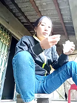 oanh-oanhbay online show from 11.25.25