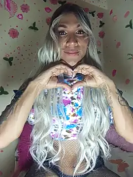 Sthefy luna131 online show from 11.18.25