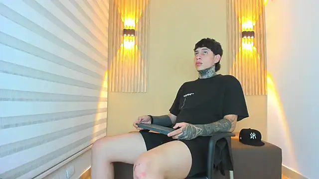 DANTE ARMSTRONG online show from 11.11.25