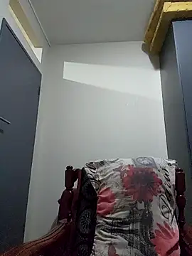 Mommy Sienna online show from 11.26.25