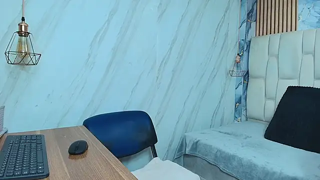 Snapshot of BeatrizSchmidt chatting on 11.10.25 BeatrizSchmidt online show from 11.10.25