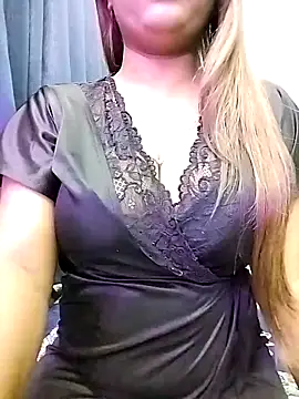 LoveLy-Soneya online show from 04.07.26