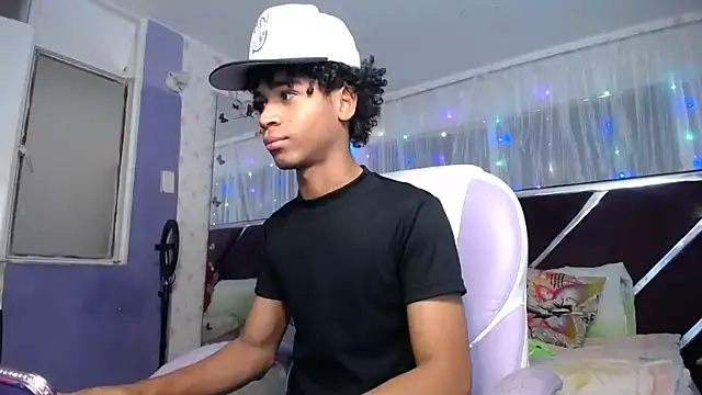 Santy bigcock 01 online show from 06.04.26
