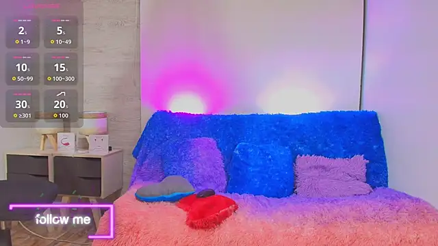 Snapshot of PamelaBoobs chatting on 11.28.25 PamelaBoobs online show from 11.28.25