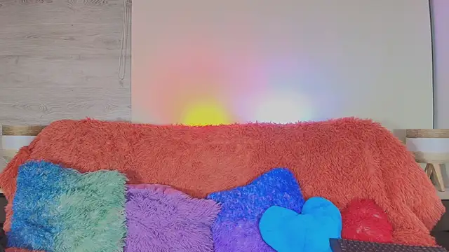 Snapshot of PamelaBoobs chatting on 12.17.25 PamelaBoobs online show from 12.17.25