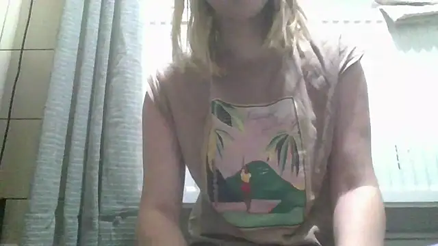 Snapshot of dirty_sasha00 chatting on 05.05.26 dirty sasha00 online show from 05.05.26
