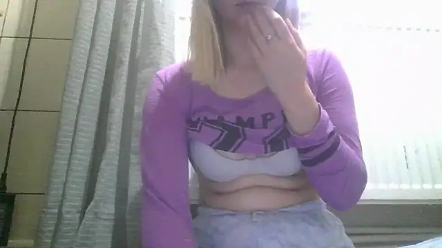 Snapshot of dirty_sasha00 chatting on 05.11.26 dirty sasha00 online show from 05.11.26