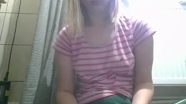 Snapshot of dirty_sasha00 chatting on 05.29.26 dirty sasha00 online show from 05.29.26