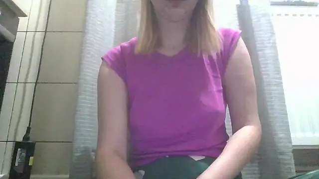 Snapshot of dirty_sasha00 chatting on 05.31.26 dirty sasha00 online show from 05.31.26