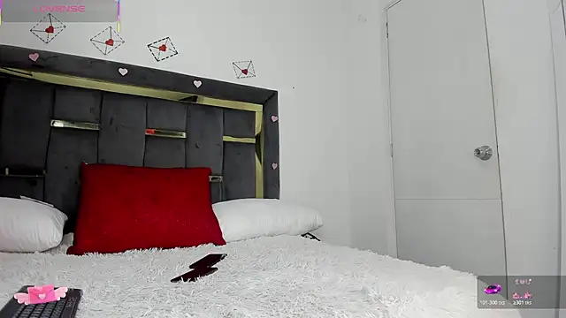 CatleyaSmith online show from 02.12.26