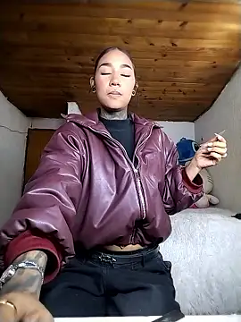 lyam ebony  online show from 01.08.26