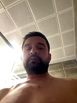 NiktirGit31 online show from 12.15.25