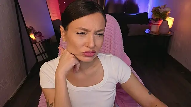 Snapshot of Naila_Whisper chatting on 01.06.26 Naila Whisper online show from 01.06.26