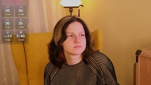 LatinaHuguenin online show from 02.19.26