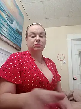 LisaMillerx online show from 11.16.25