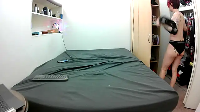 Empress Lilith online show from 04.11.26