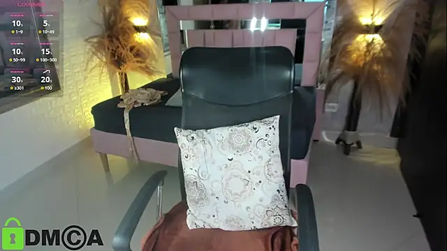 Snapshot of griselle_rousse chatting on 11.11.25 griselle rousse online show from 11.11.25