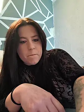 zara night01 online show from 11.12.25