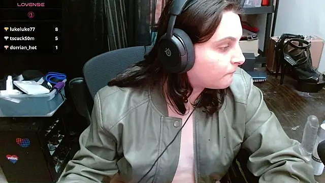 Snapshot of Salacious_Sage chatting on 02.28.26 Salacious Sage online show from 02.28.26