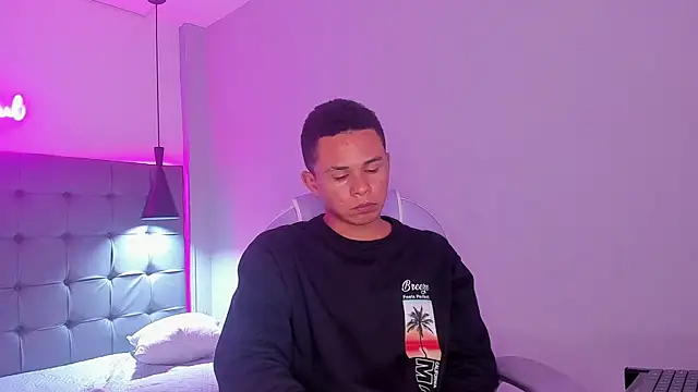 Liams18 online show from 11.29.25