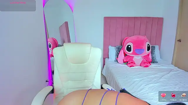 Janettcruz online show from 02.04.26