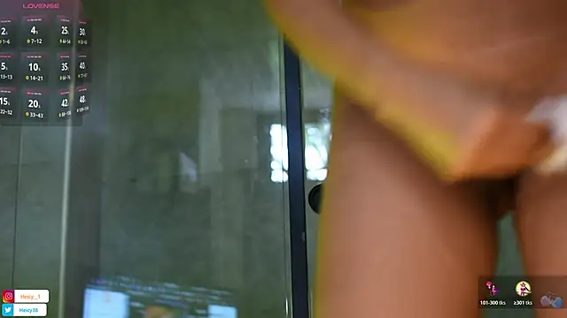 Heicy--01 online show from 11.22.25