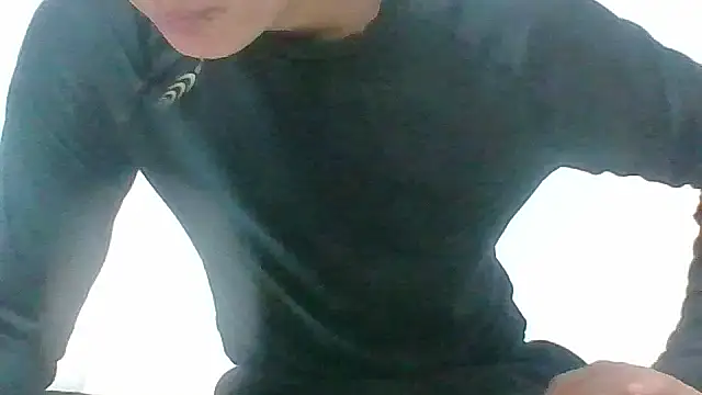 Snapshot of hiroto11058 chatting on 01.06.26 hiroto11058 online show from 01.06.26