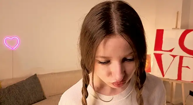 eirakiliana online show from 11.07.25