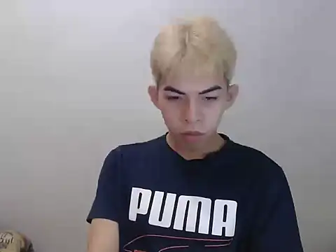 Urhotsilverboy online show from 05.25.26