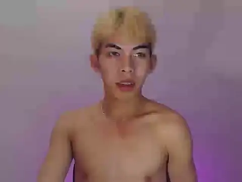 Urhotsilverboy online show from 06.12.26