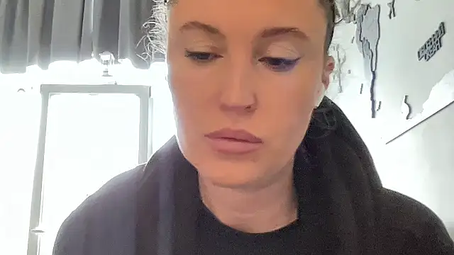 Snapshot of Ameli8 chatting on 02.22.26 Ameli8 online show from 02.22.26