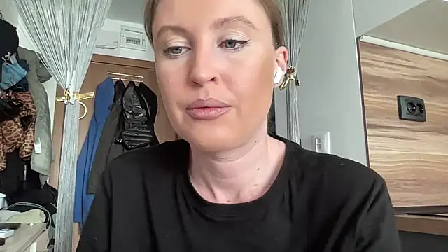 Ameli8 online show from 04.23.26