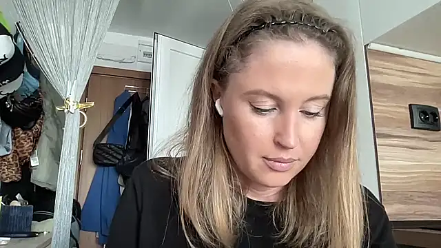 Ameli8 online show from 04.24.26