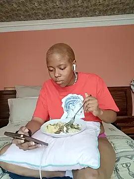 Prettyflowea online show from 11.08.25